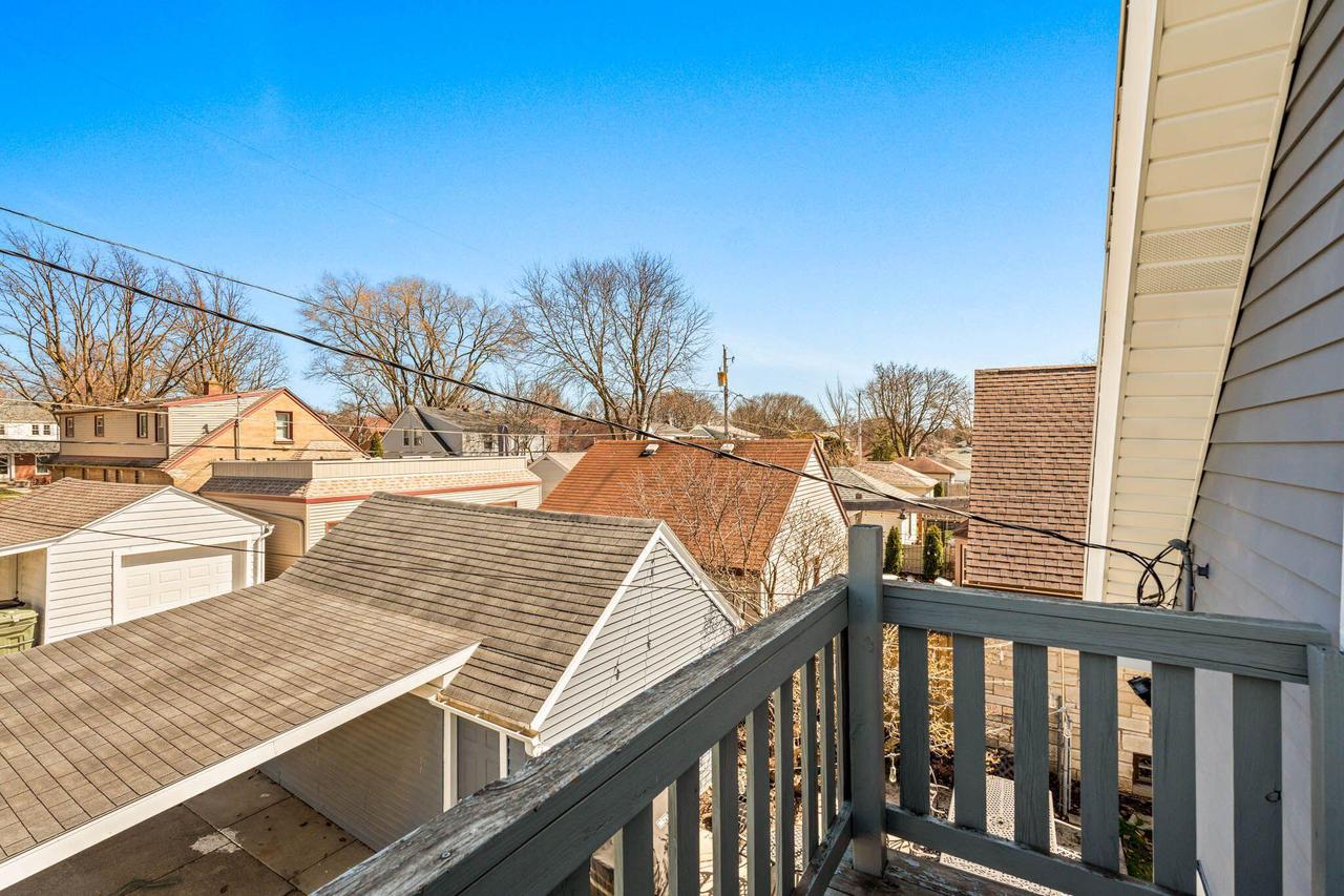 2834 North 75th STREET