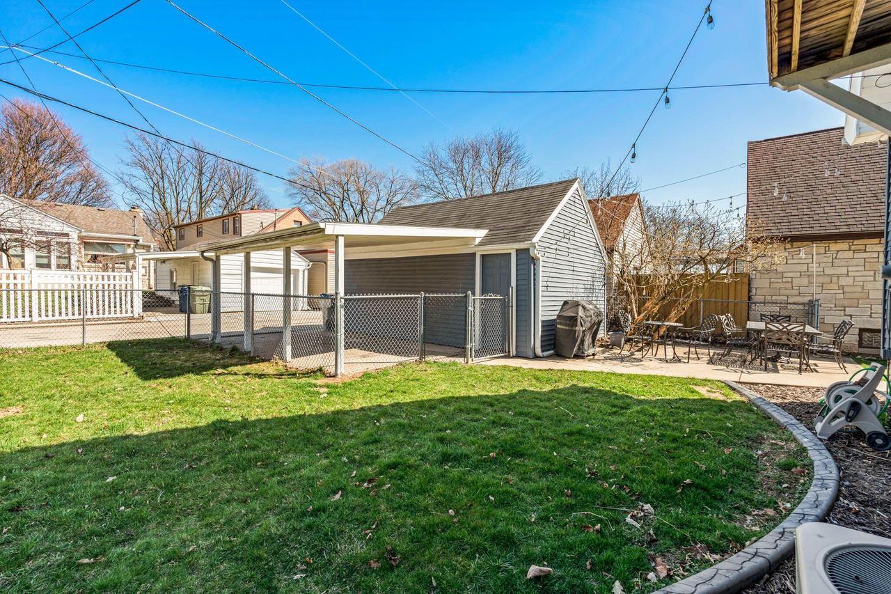 2834 North 75th STREET