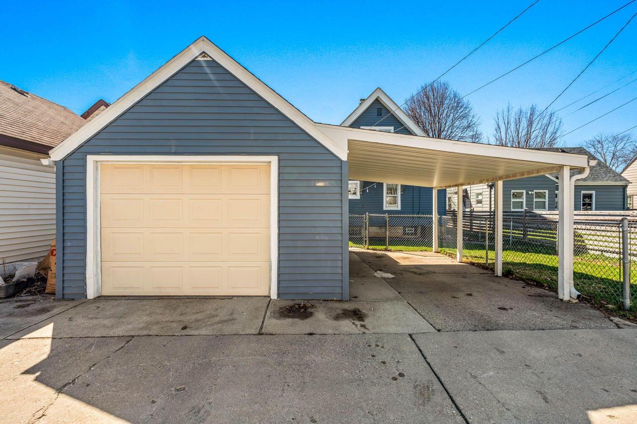 2834 North 75th STREET