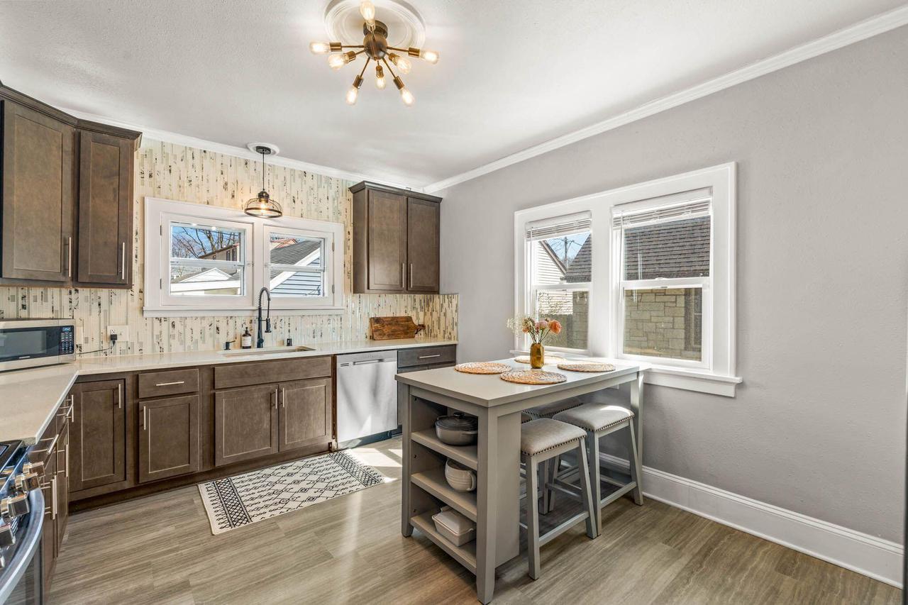 2834 North 75th STREET