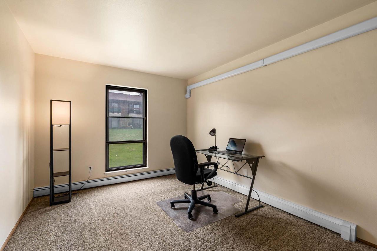 8117 West Manitoba STREET 4