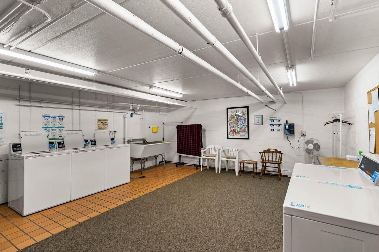 8117 West Manitoba STREET 4