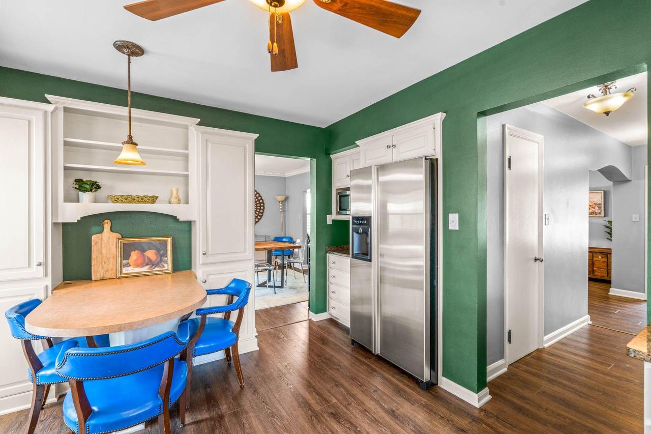 2627 North 94th STREET