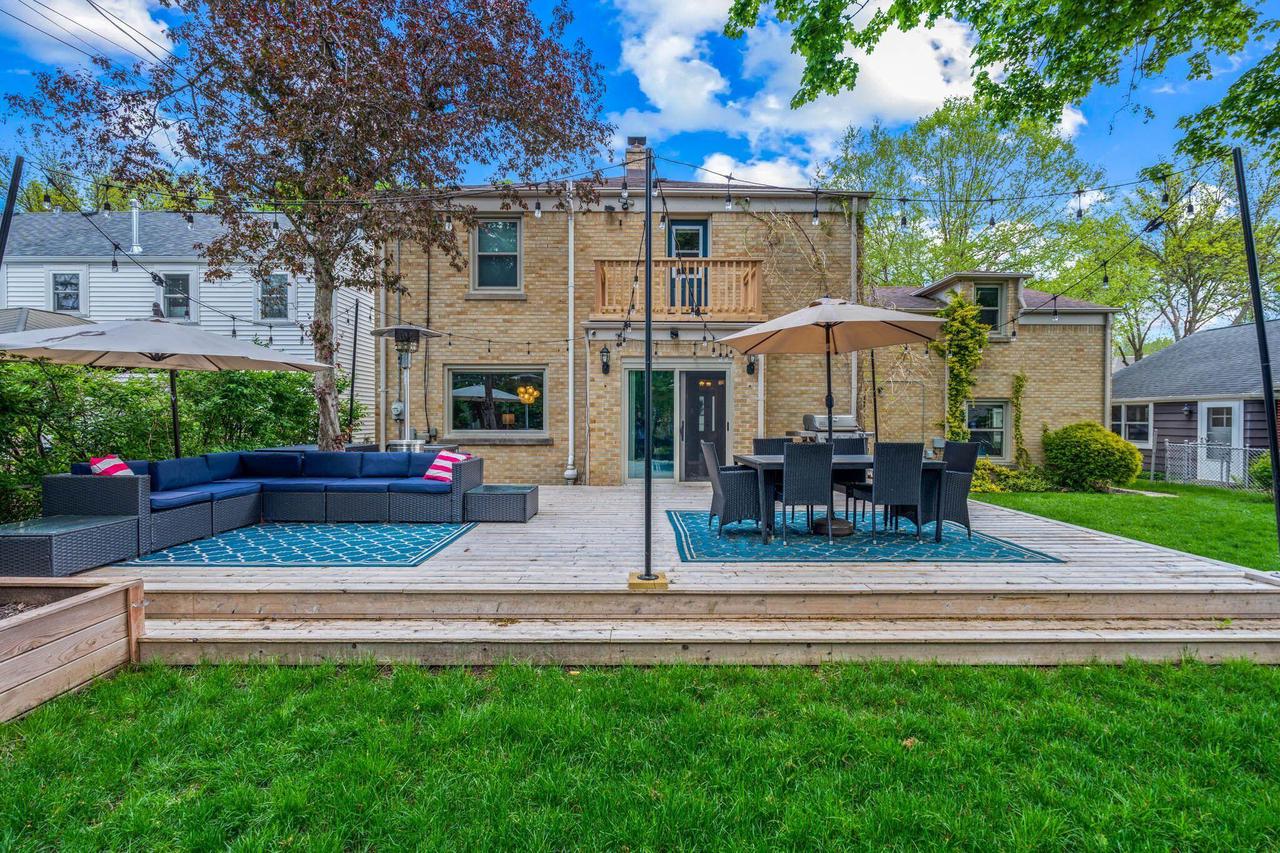 2627 North 94th STREET