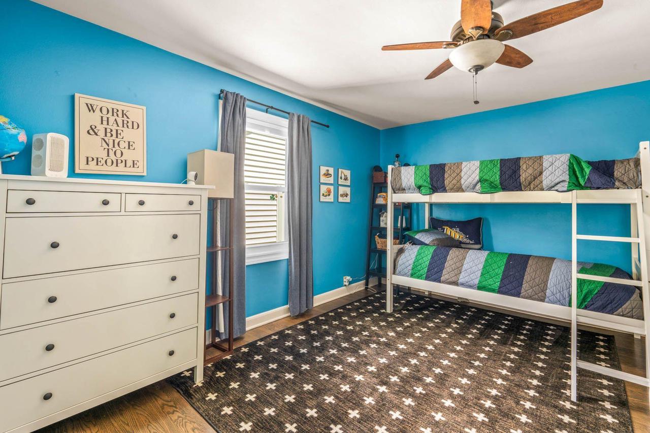 2627 North 94th STREET