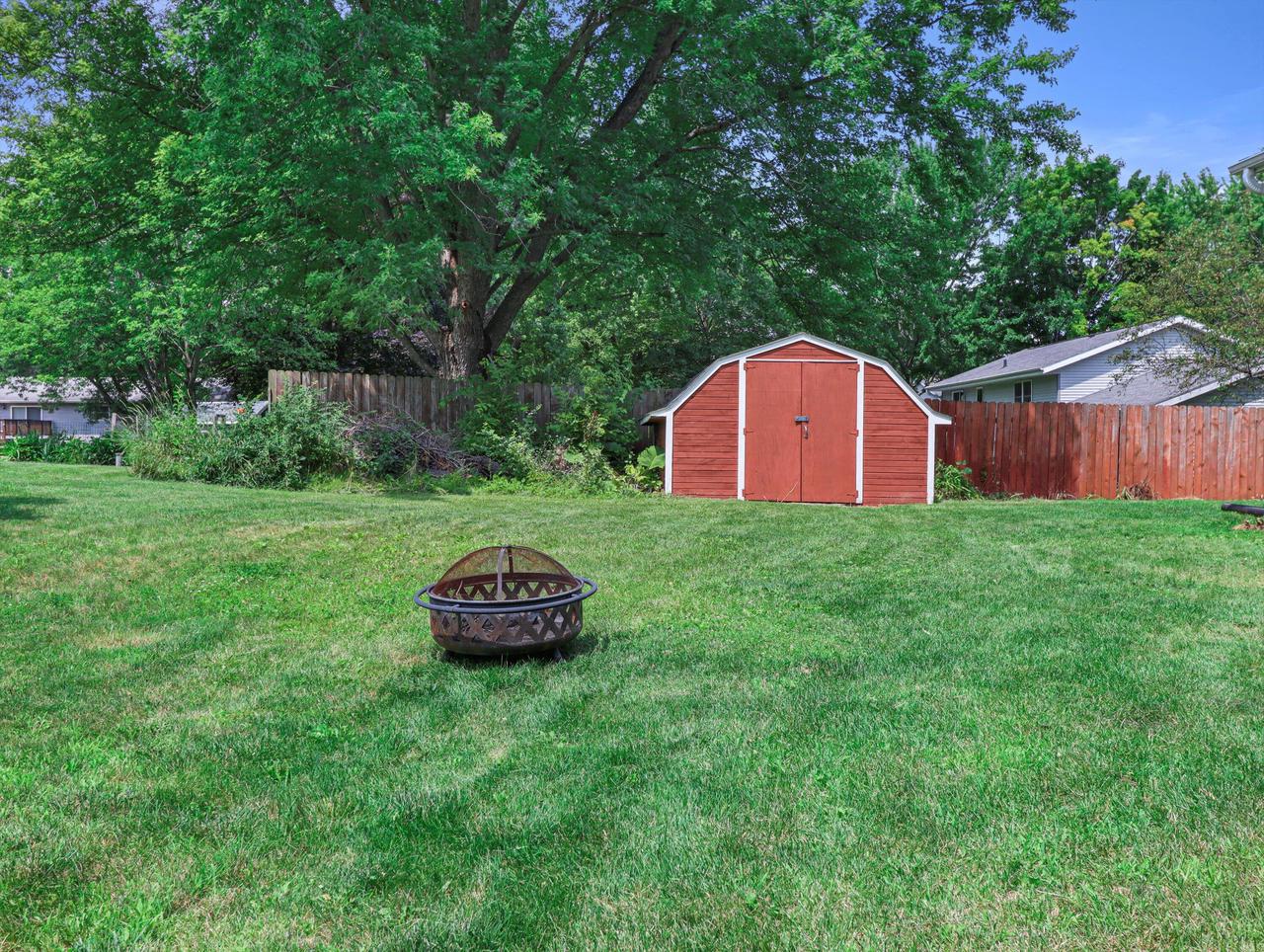 2651 Spring Hill DRIVE