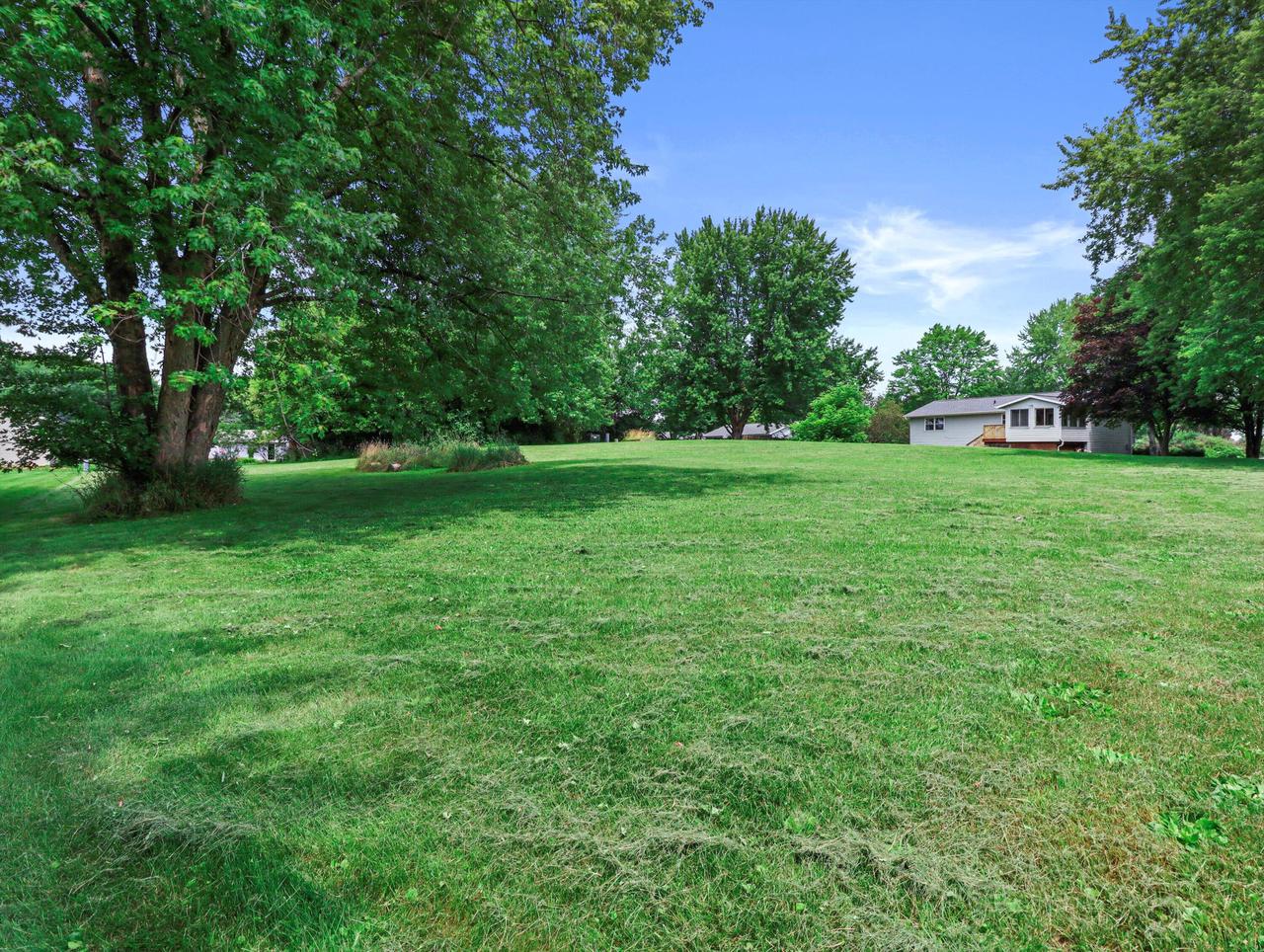 2651 Spring Hill DRIVE