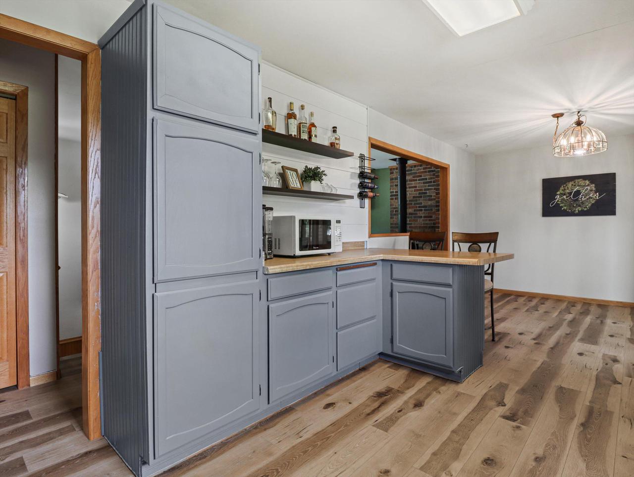 2651 Spring Hill DRIVE