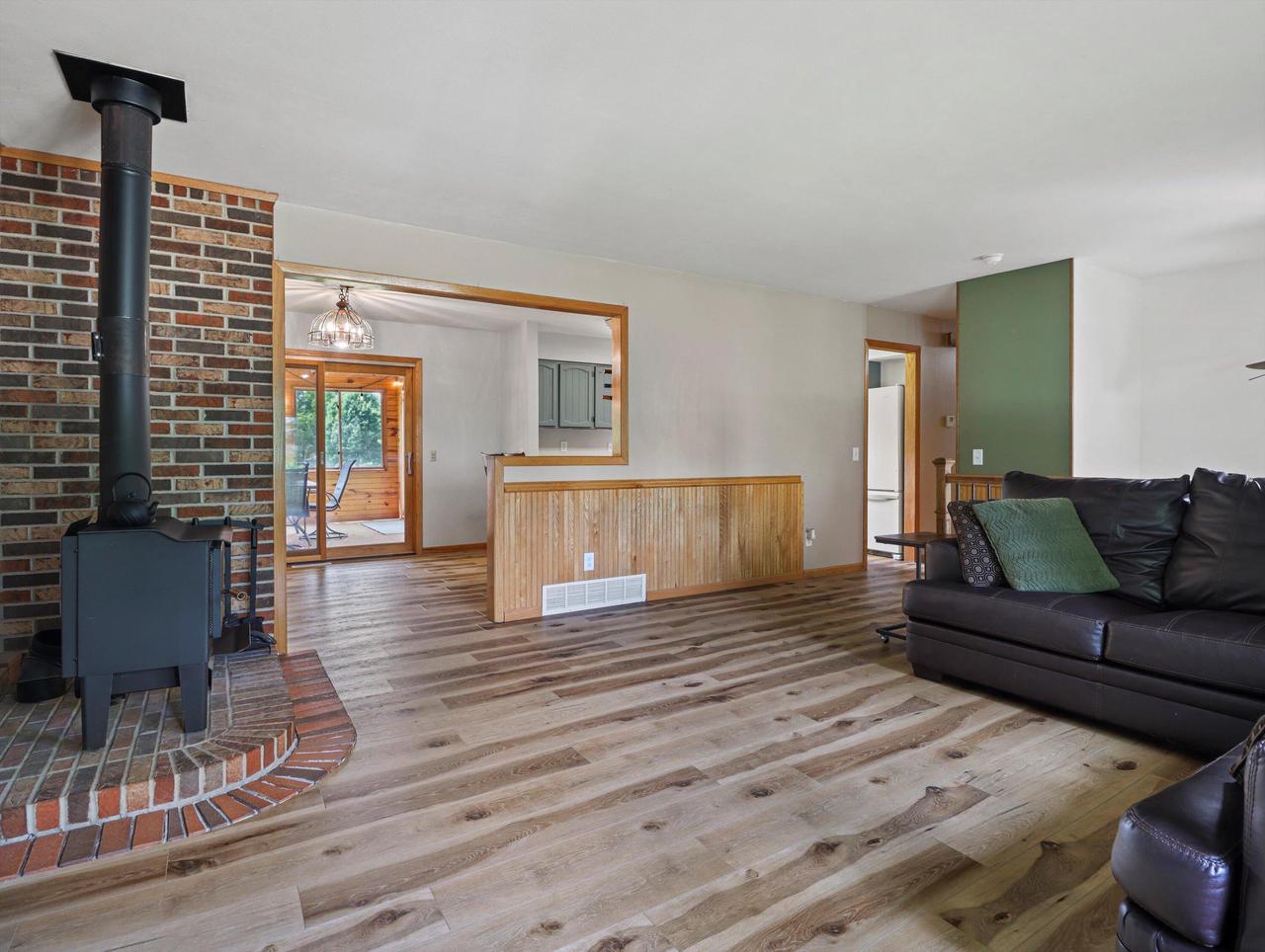 2651 Spring Hill DRIVE