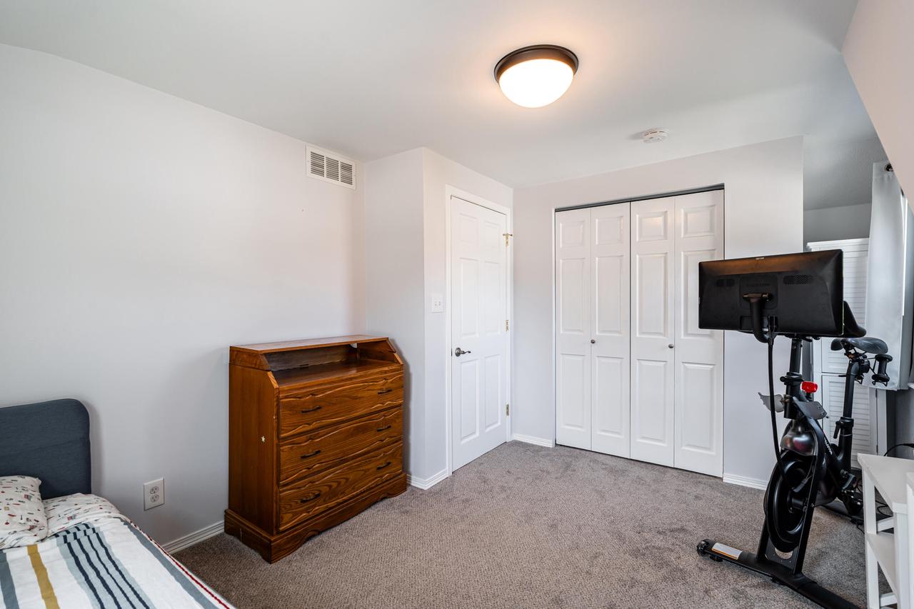 1835 East Eden PLACE