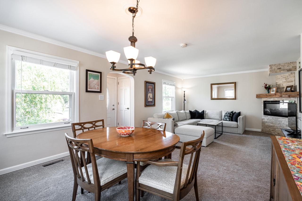 1835 East Eden PLACE