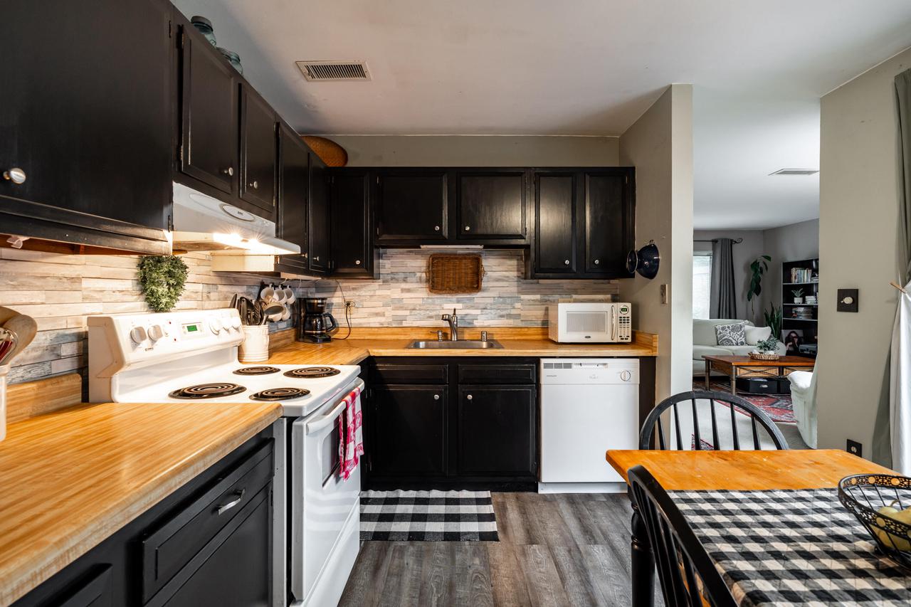 8311 North 107th STREET E