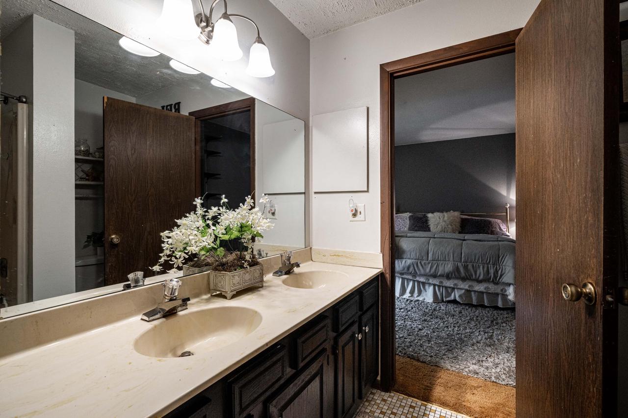 8311 North 107th STREET E