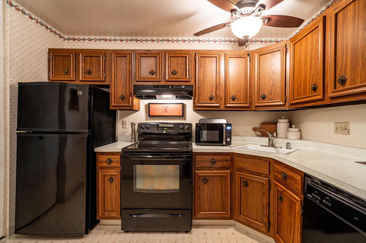 303 East Henry Clay STREET 205