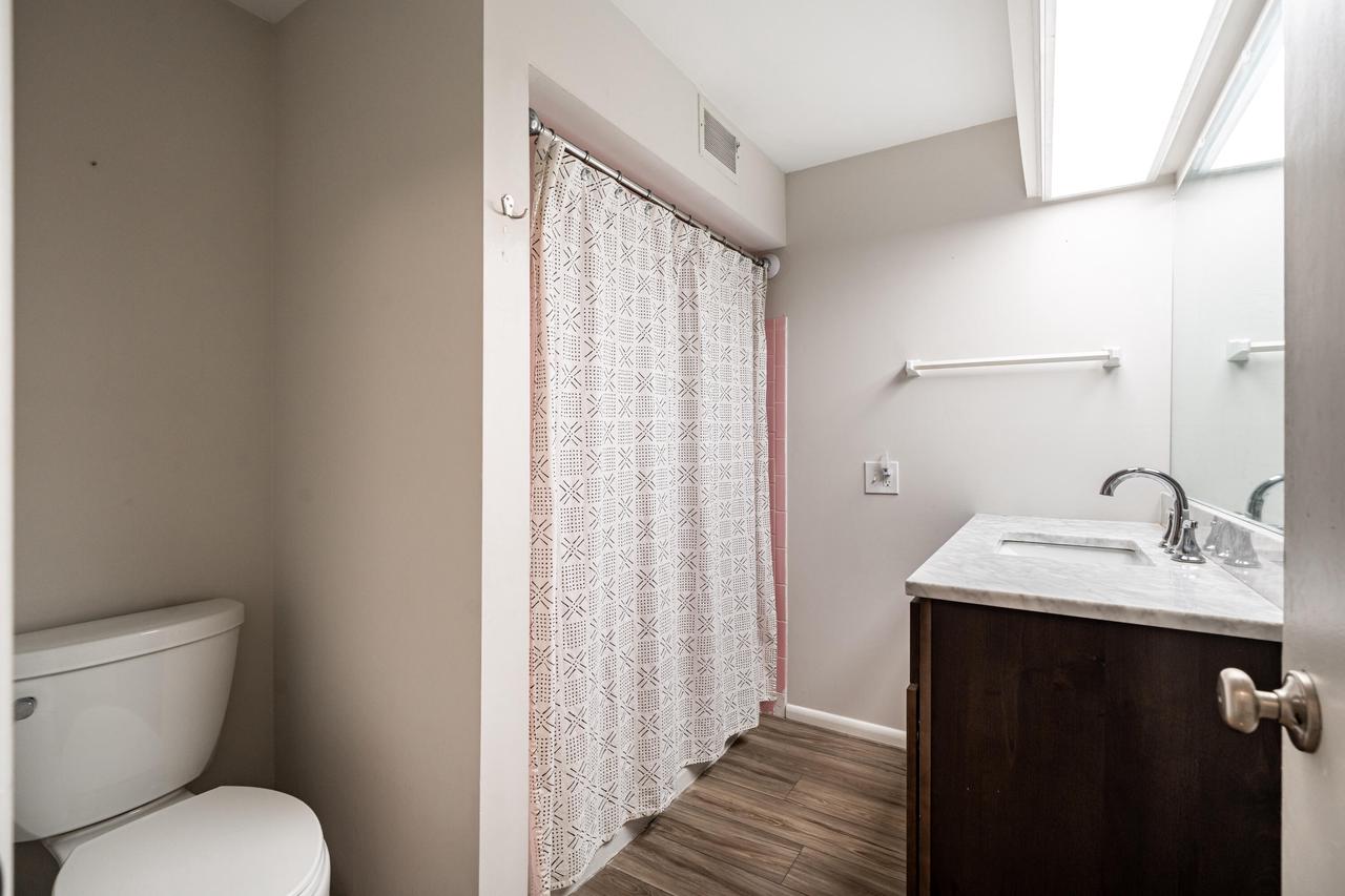 10850 West Derby AVENUE