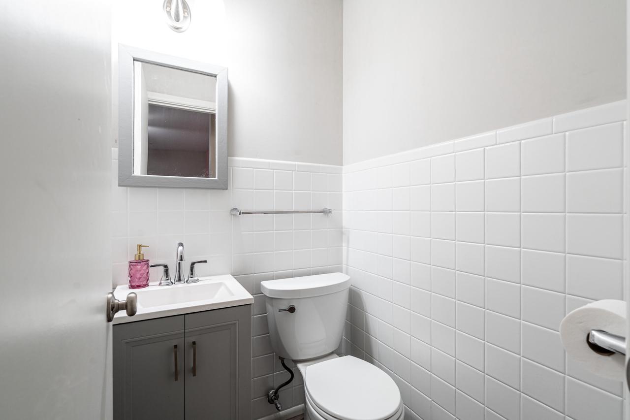 10850 West Derby AVENUE