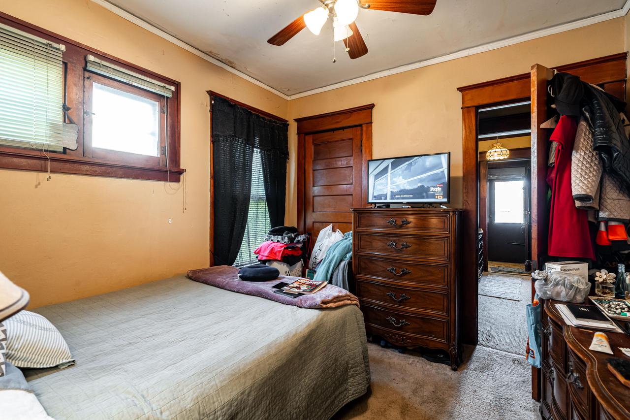 2465-67 North 29th STREET