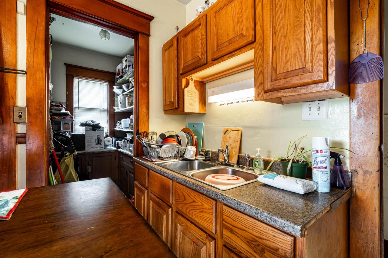 2465-67 North 29th STREET