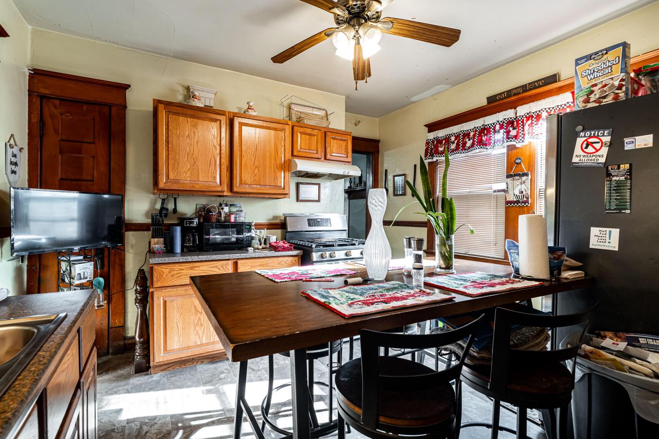 2465-67 North 29th STREET