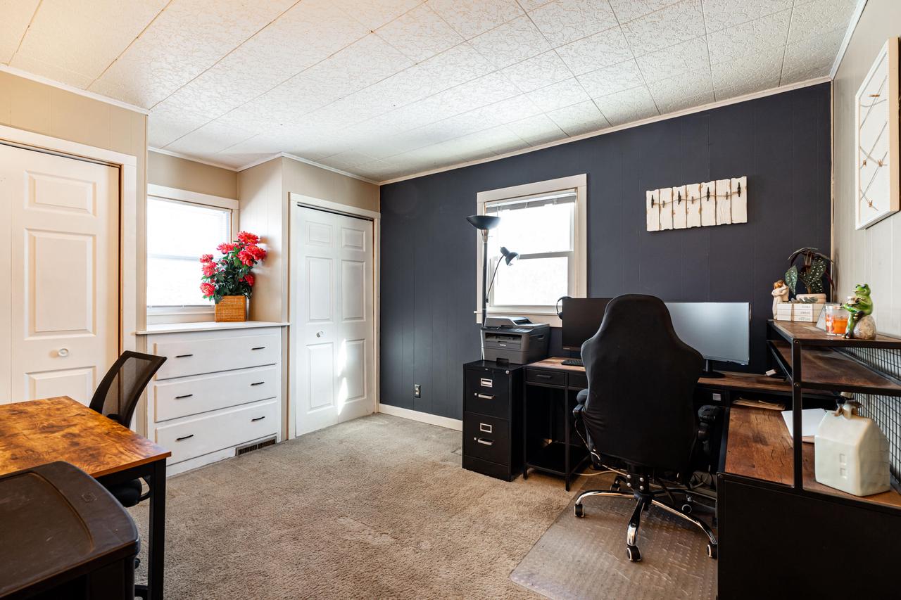 726 Fairview DRIVE NORTH North