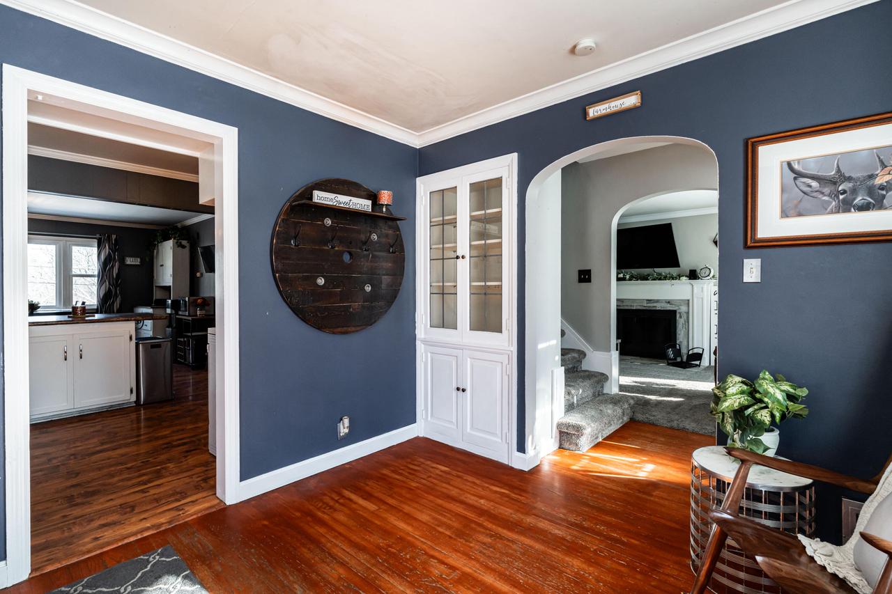 726 Fairview DRIVE NORTH North