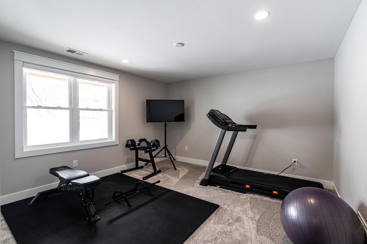 4052 East Stone Ridge DRIVE