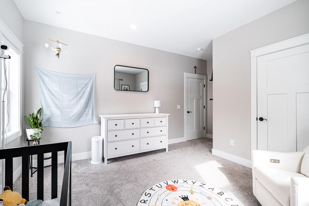 4052 East Stone Ridge DRIVE