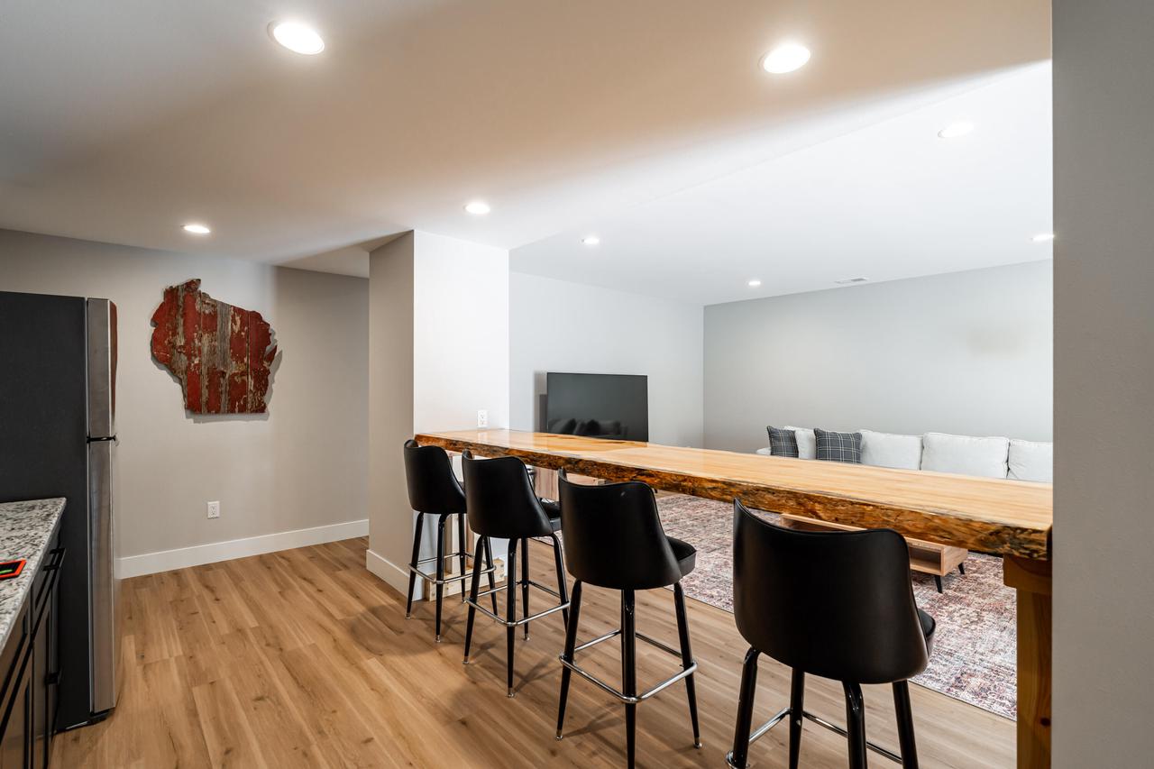 4052 East Stone Ridge DRIVE