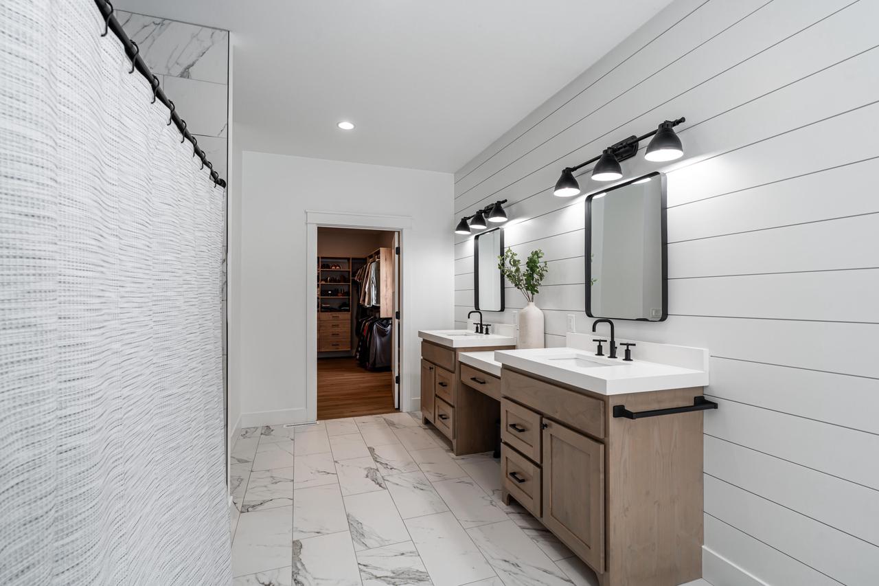 4052 East Stone Ridge DRIVE