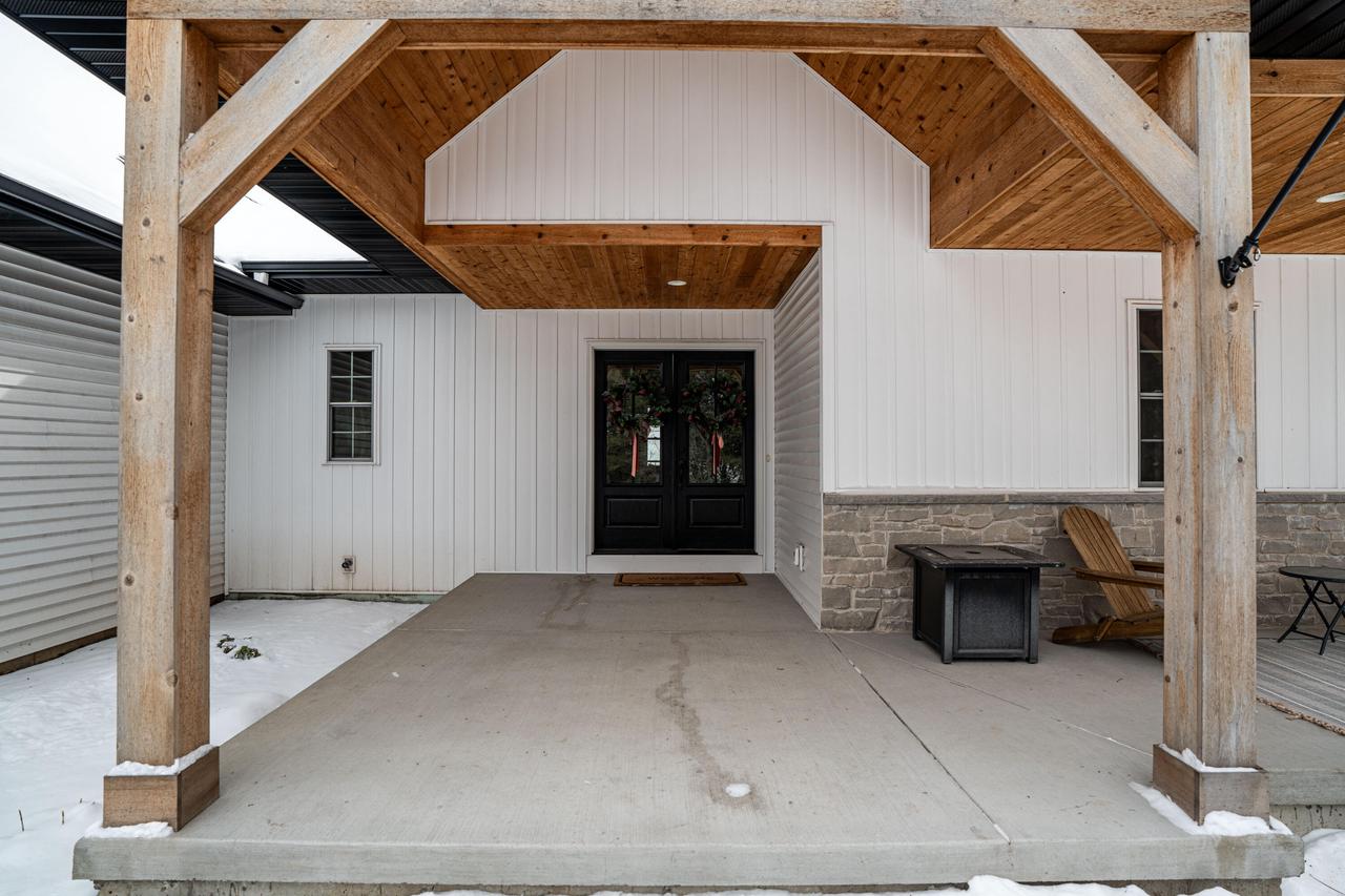 4052 East Stone Ridge DRIVE