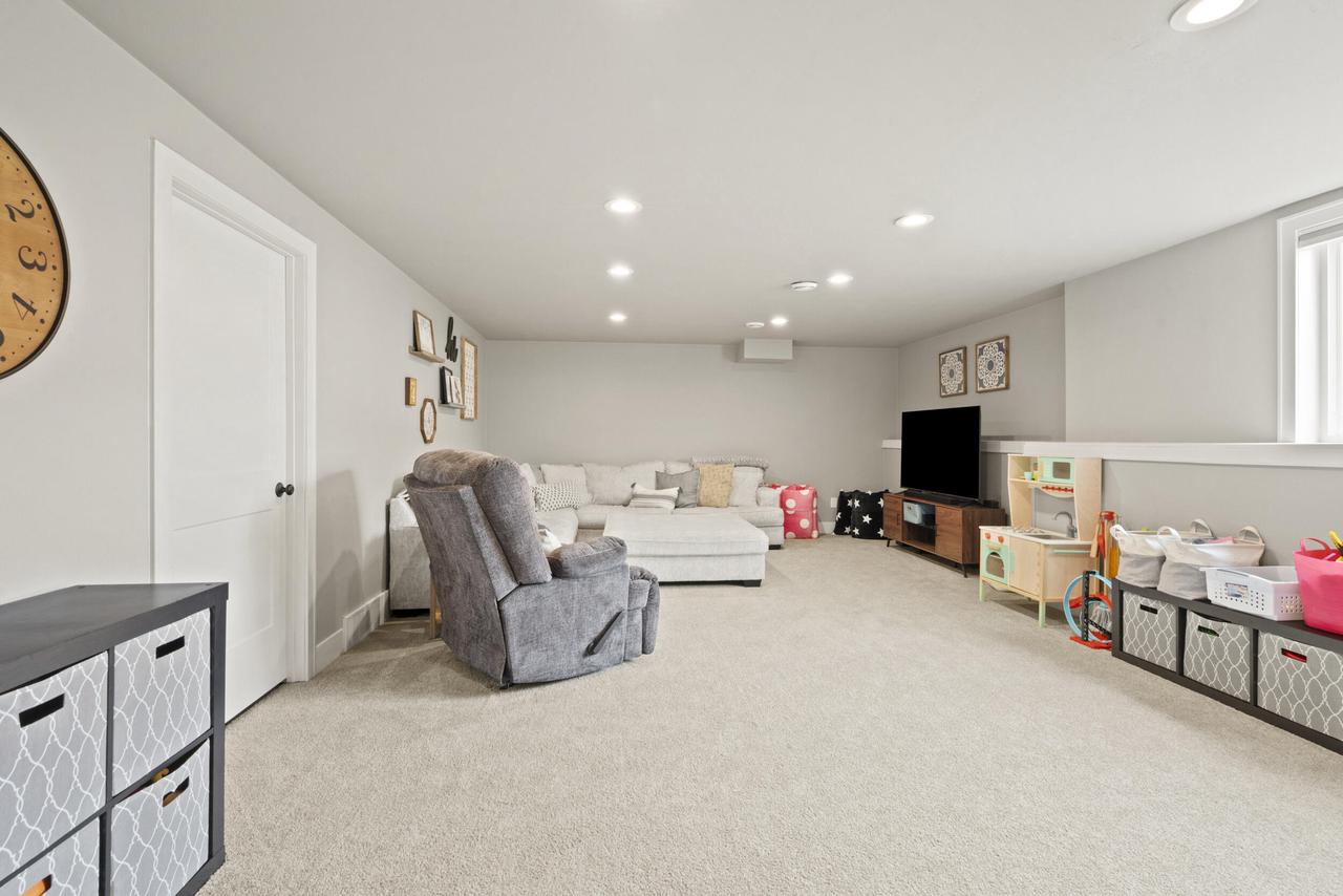 4845 North Indigo LANE