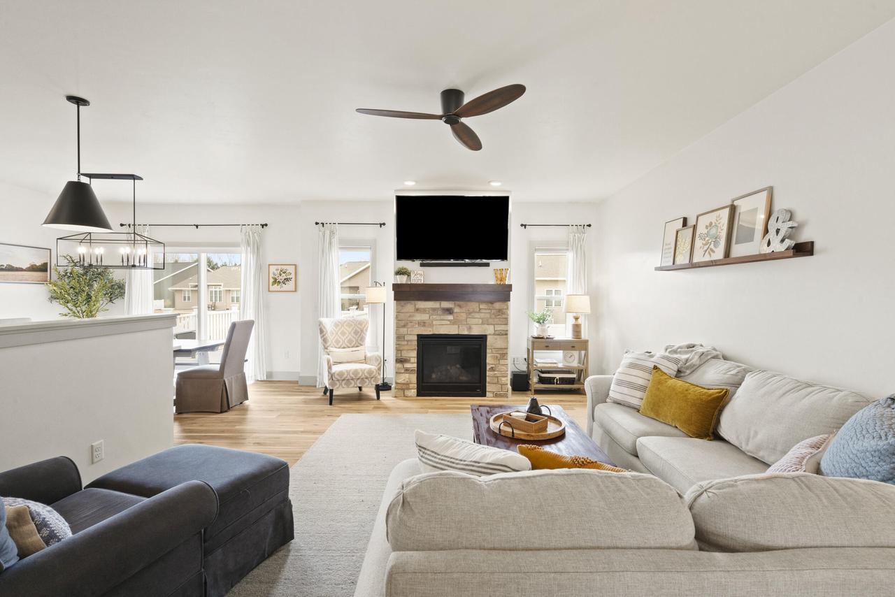 4845 North Indigo LANE