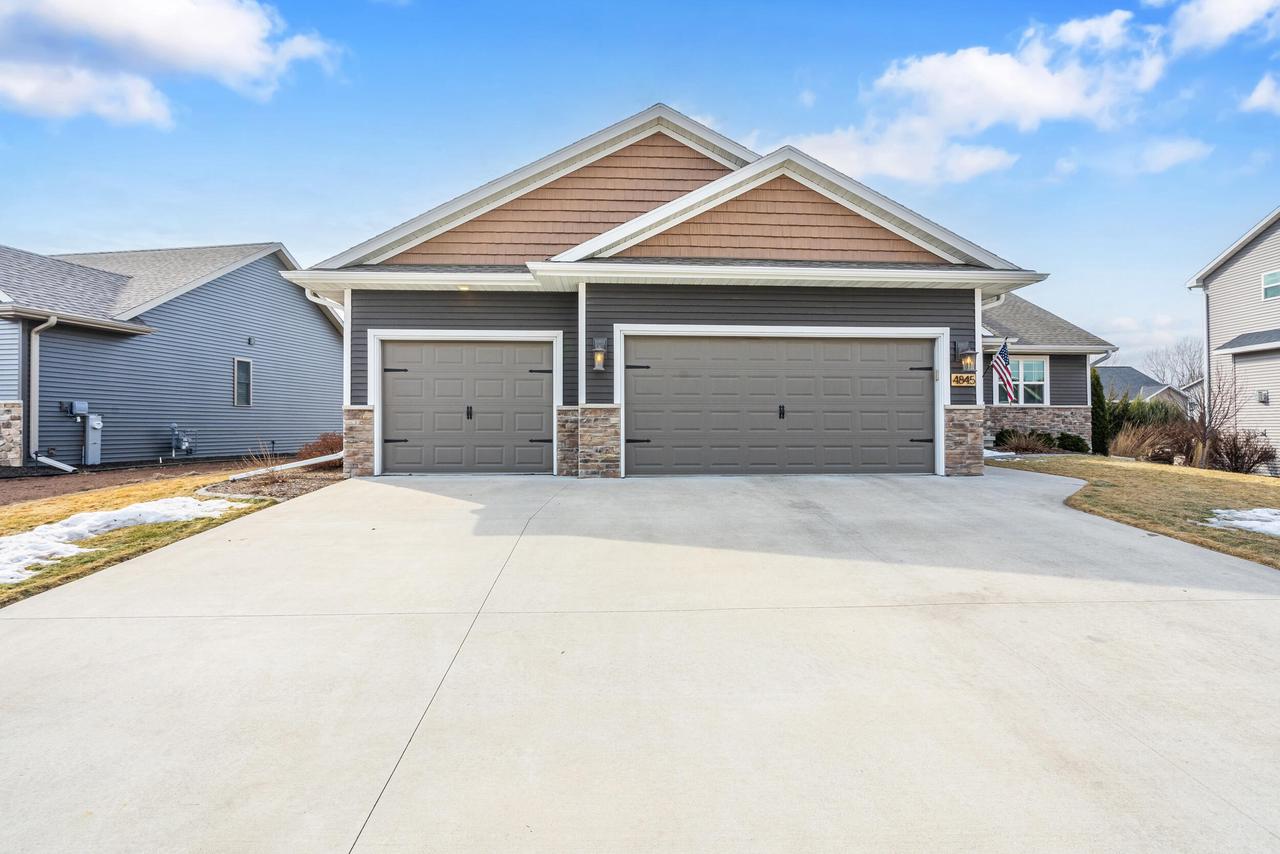 4845 North Indigo LANE