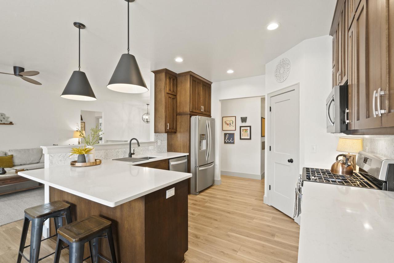 4845 North Indigo LANE