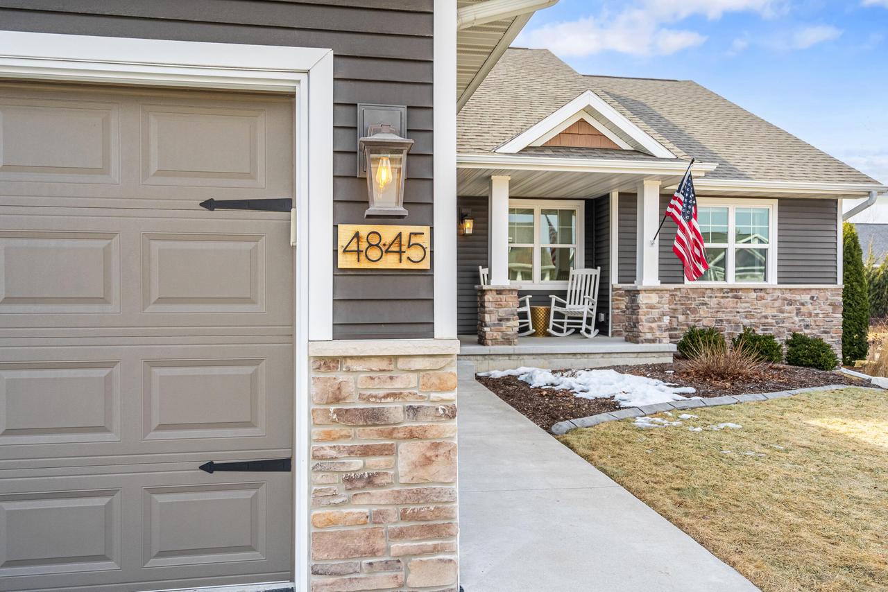 4845 North Indigo LANE