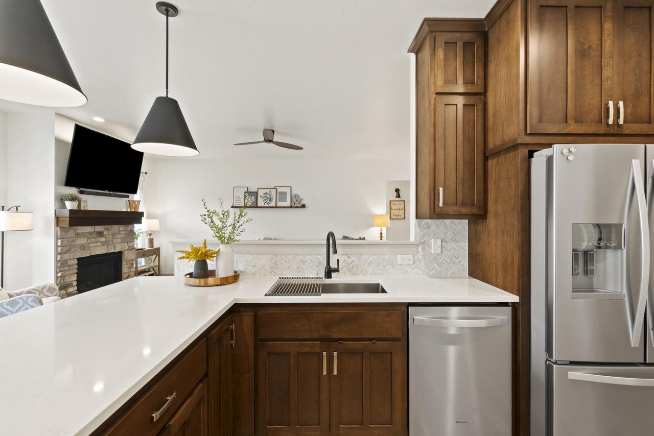 4845 North Indigo LANE