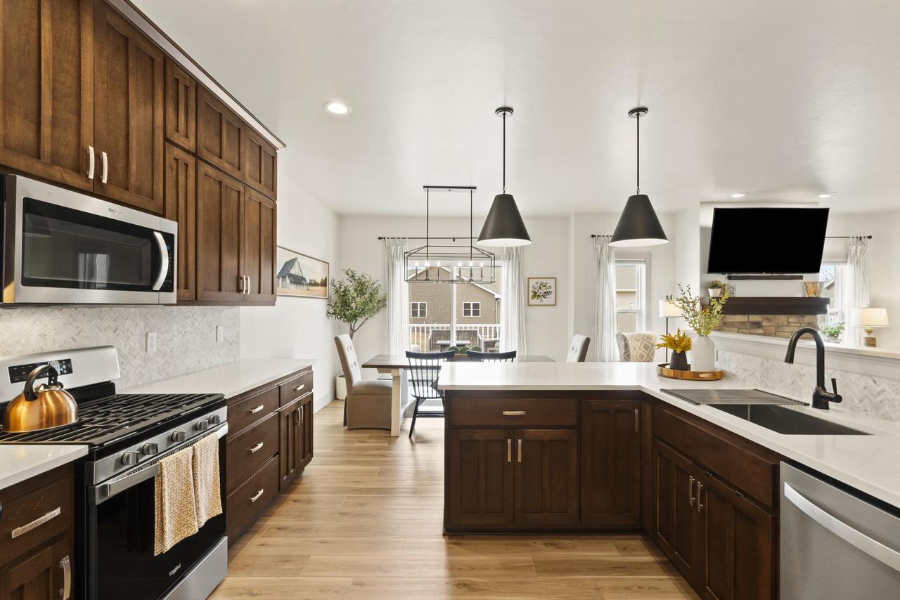 4845 North Indigo LANE