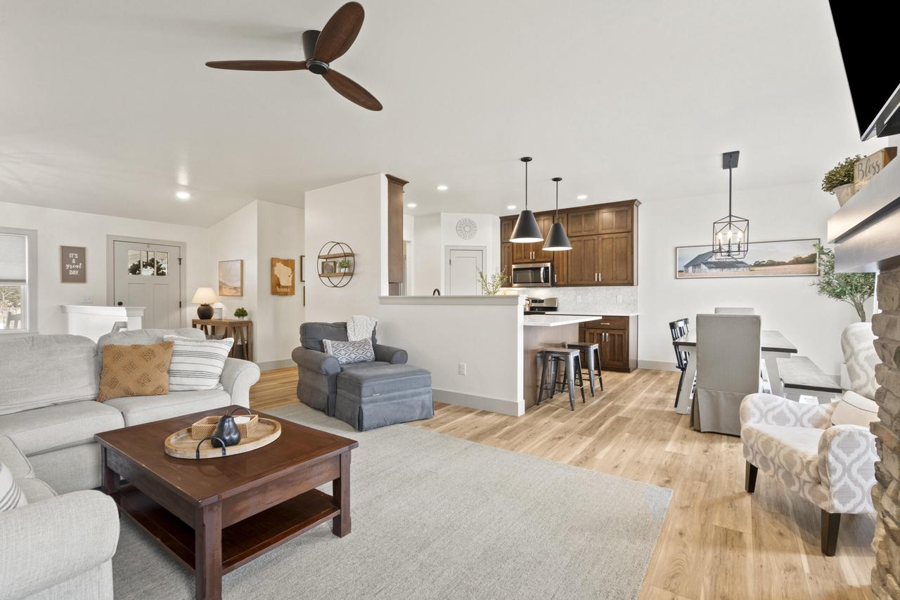 4845 North Indigo LANE