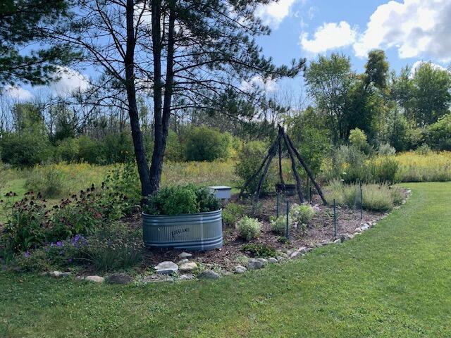 8925 Pleasant Valley ROAD