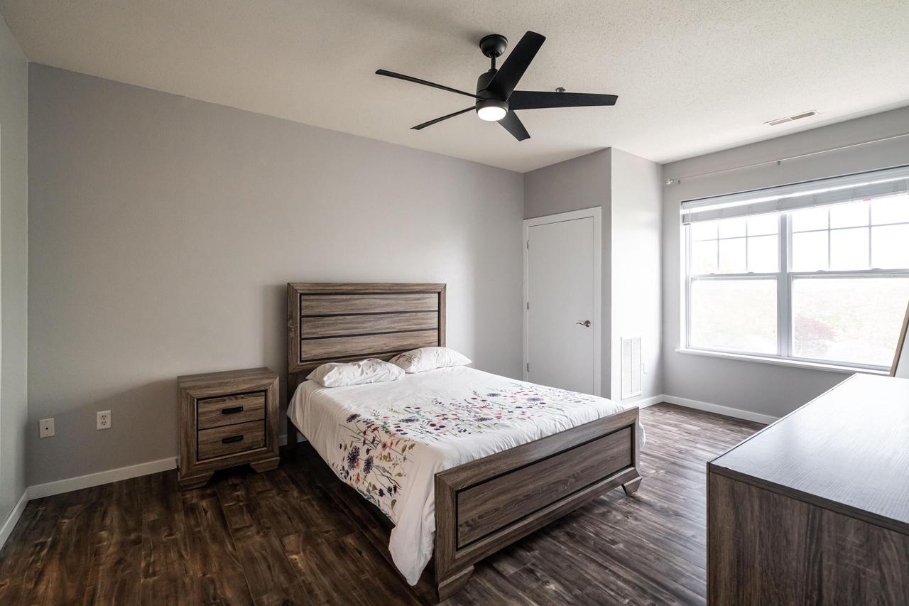 10900 West Bluemound ROAD 309