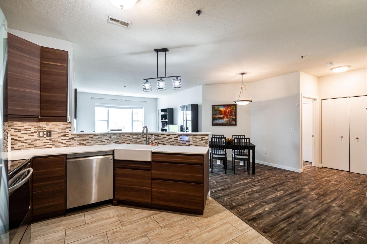 10900 West Bluemound ROAD 309