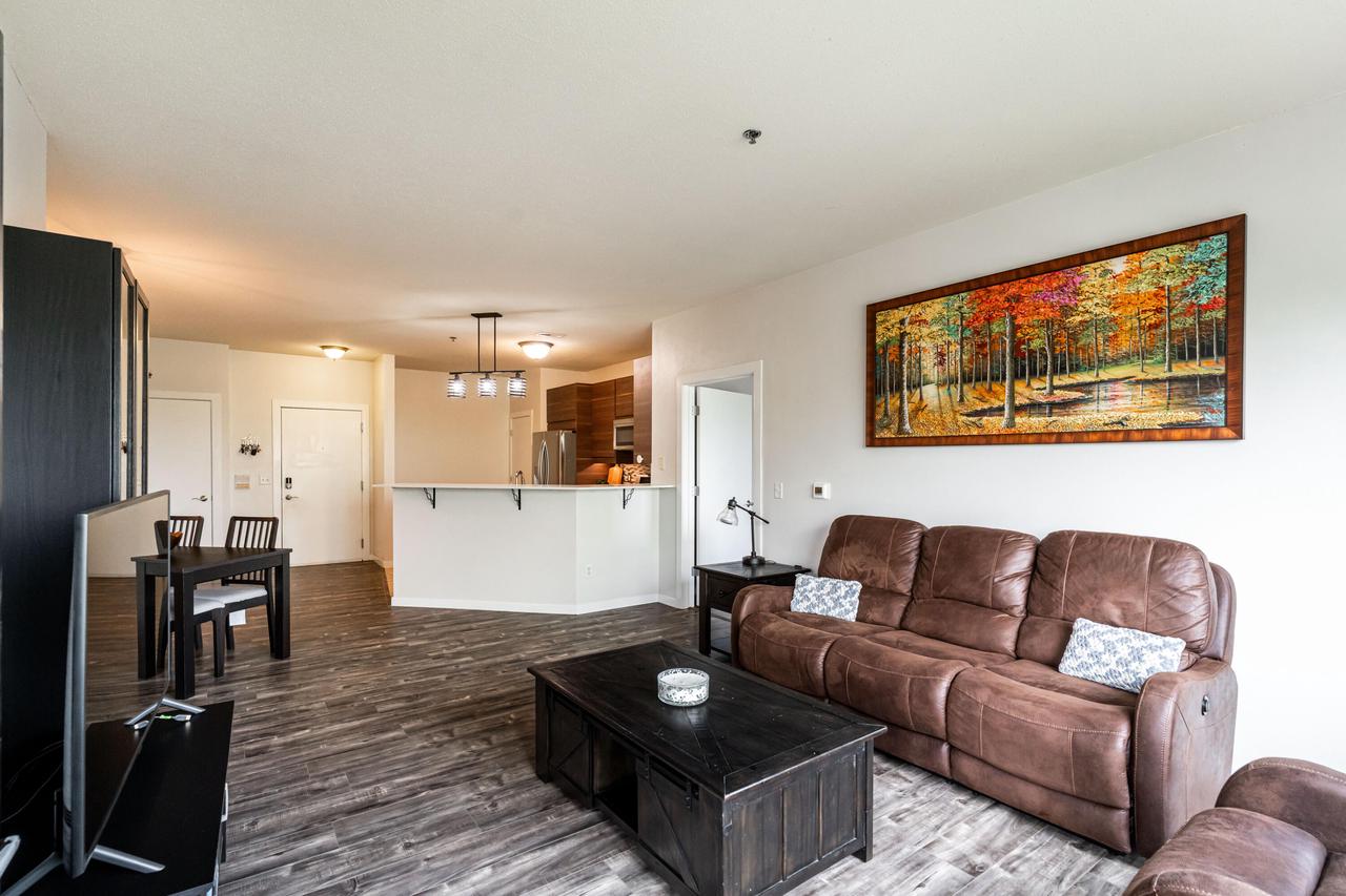 10900 West Bluemound ROAD 309