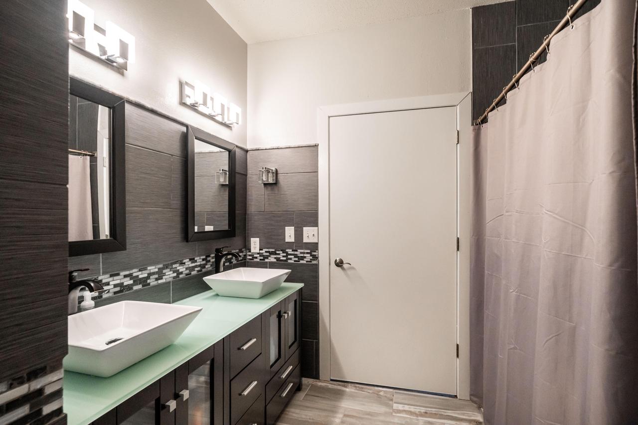 10900 West Bluemound ROAD 309