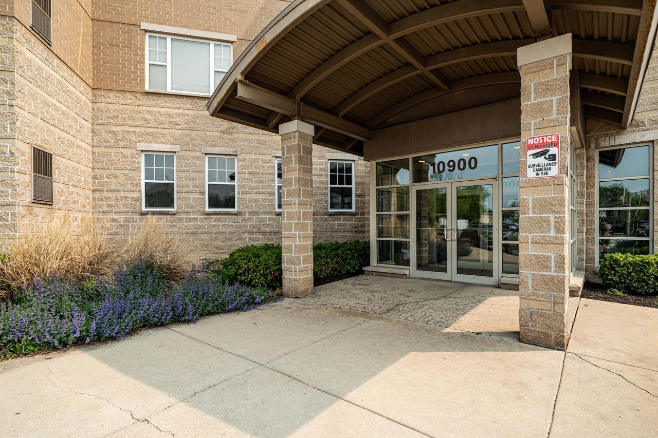 10900 West Bluemound ROAD 309