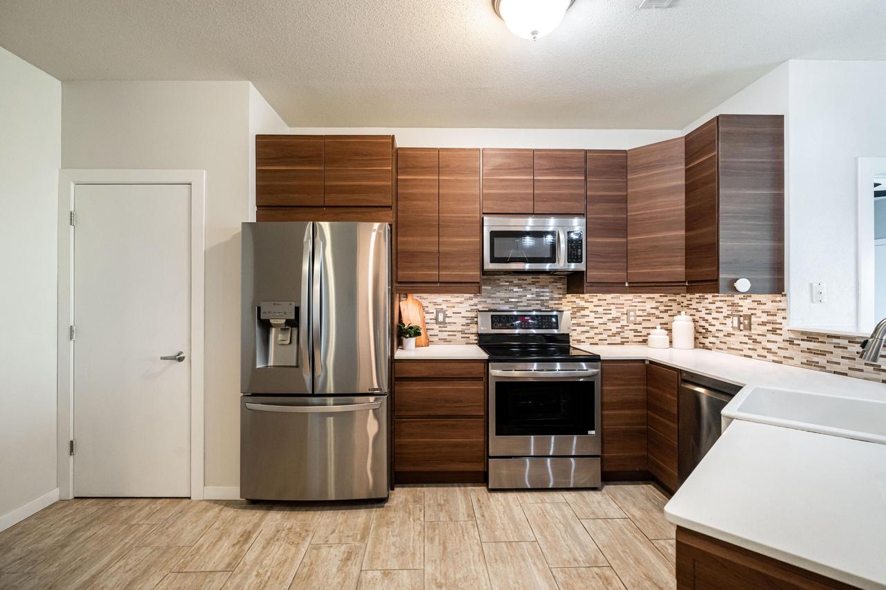 10900 West Bluemound ROAD 309