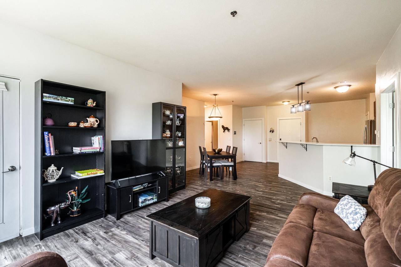 10900 West Bluemound ROAD 309