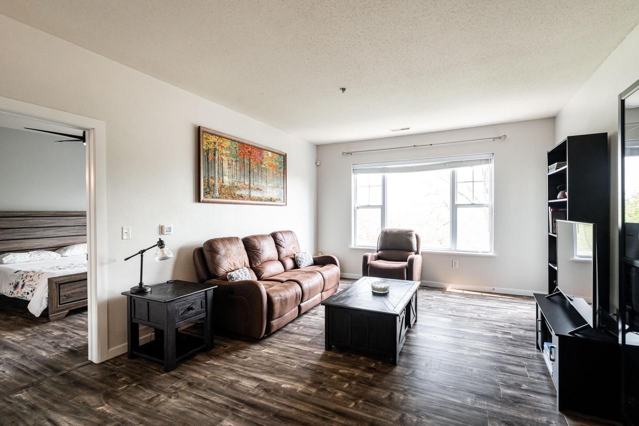 10900 West Bluemound ROAD 309