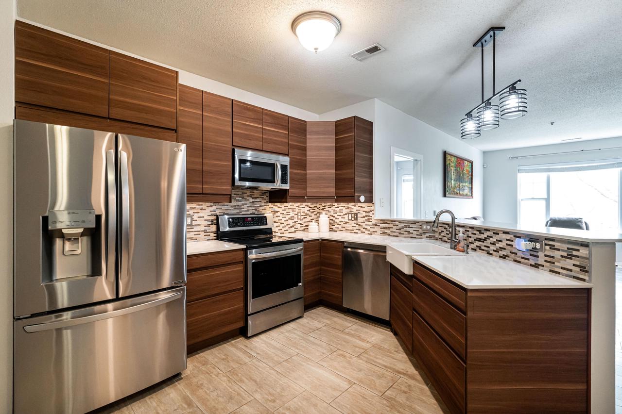 10900 West Bluemound ROAD 309