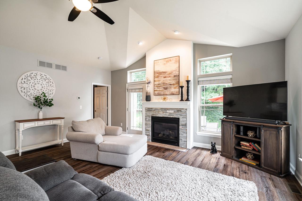 11679 West Willow COURT