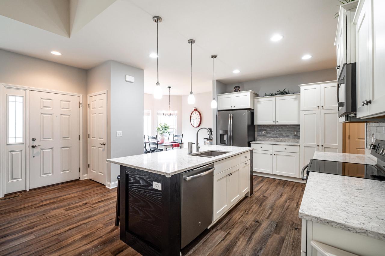 11679 West Willow COURT